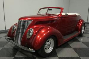 1937 Ford Cabriolet Photo