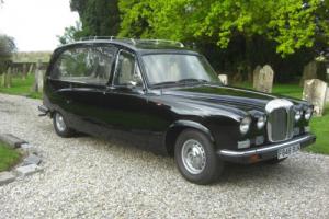 Daimler Ds 420 Hearse and matching limousine Photo