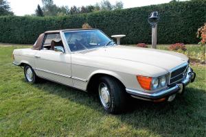 Mercedes-Benz: 350 SL Convertible with hard and soft top Photo