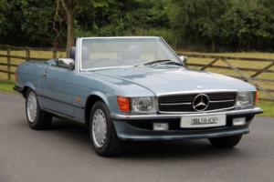 Mercedes-Benz 500 SL (1988) Diamond Blue with Blue Sports Check