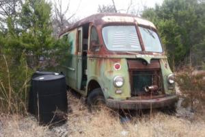 International metro SWB bus project look cool slammed.