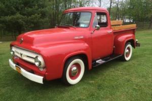 1953 Ford F-100 Photo