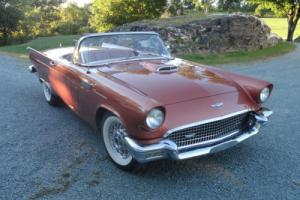 1957 Ford Thunderbird