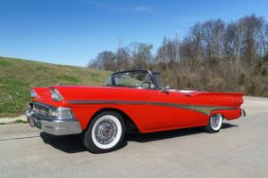 1958 Ford Skyliner Retractable Photo