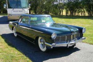 1957 Lincoln Continental mark ii Photo