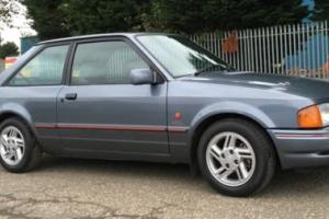 Ford Escort XR3i - 1 owner from new - 71k miles with 30 service stamps!