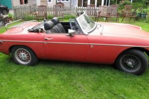 MGB 1974 ROADSTER LHD CALIFORNIAN IMPORT UNBELIEVABLY RUSTFREE Photo