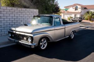 1964 Ford F-100 Photo