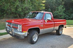 1984 Chevrolet C-10 Photo