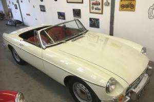 1962 MGB PULL HANDLE GREAT COLLECTOR CAR AS FIRST YEAR OF PRODUCTION 3 OWNERS
