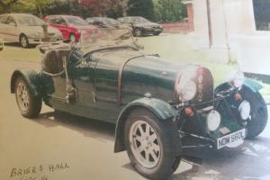 Teal Bugatti Photo