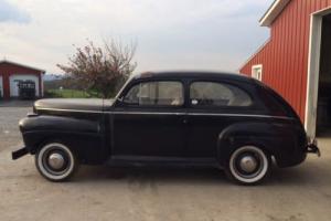 1941 Ford Super Deluxe Photo