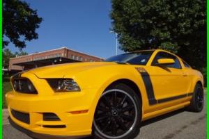 2013 Ford Mustang CLEAN CARFAX WE FINANCE TRADES WELCOME Photo
