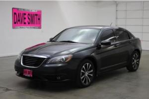 2013 Chrysler 200 Series 4dr Sdn Limited