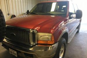2000 Ford Excursion Photo
