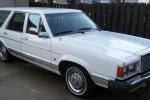 1982 Ford Ford Station Wagon Photo