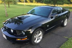 2009 Ford Mustang GT Premium Panoramic Roof Photo