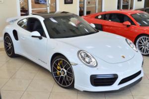 2017 Porsche 911 Turbo S Coupe Photo