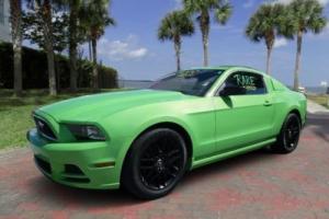 2014 Ford Mustang 2DR CPE V6 PREMIUM Photo