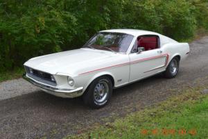 1968 Ford Mustang MUSTANG FASTBACK GT Photo