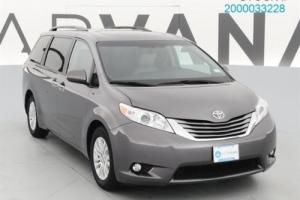 2015 Toyota Sienna Photo