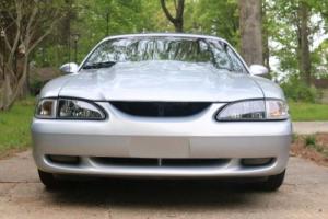 1995 Ford Mustang Photo