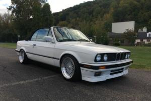 1992 BMW 3-Series Photo