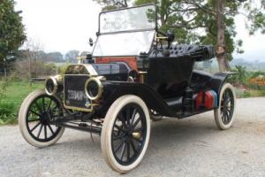 FORD MODEL T - 1913 RUNABOUT / ROADSTER Photo