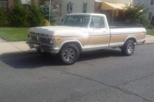 1977 Ford F-250 Camper special Photo
