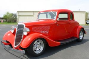 1934 Ford Coupe - 5 Window Coupe - 5 Window