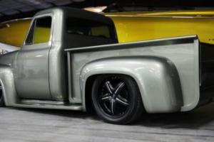 1954 Ford F-100 Photo