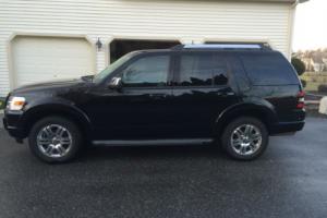 2010 Ford Explorer Limited Photo