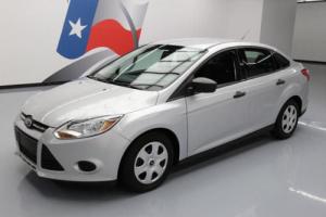 2012 Ford Focus S 2.0 CD AUDIO AIR CONDITIONING Photo