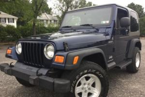 2004 Jeep Wrangler Sport V6 - 4x4 - Clean Carfax - No Rust - 5spd Photo