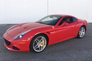 2015 Ferrari California 2dr Convertible Photo