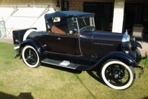 FORD Model A 1929 Roadster Photo