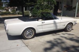 FORD MUSTANG 1966,CONVERTABLE,289 V8,3 SPEED AUTO,PWR STR,PWR TOP,DISC BRAKES Photo