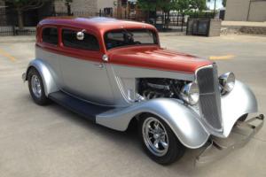 1933 Ford VICKY Photo
