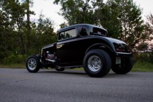 1932 Ford 3-Window Coupe Photo