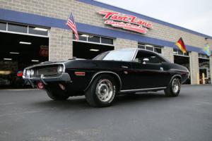 1970 Dodge Challenger R/T 440 6-Pack 1 of 1 Photo
