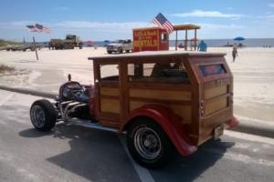 1927 Ford Woodie Photo