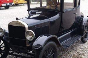 1926 Ford Model T Coupe Photo