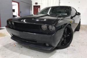 2009 Dodge Challenger R/T 2dr Coupe Coupe 2-Door Manual 6-Speed V8 5.7L