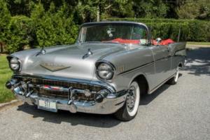 1957 Chevrolet Bel Air/150/210 Photo