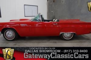 1957 Ford Thunderbird