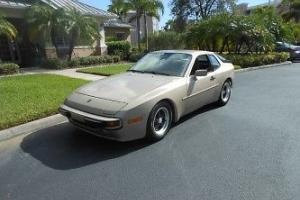 1986 Porsche 944