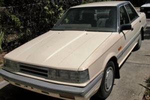 1986 Nissan Skyline 5 SPEED MANUAL sedan
