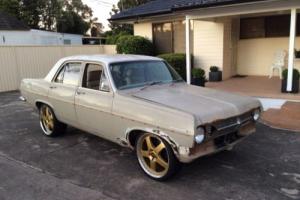 Holden hr special v8 5.0 ltr efi turbo 700 9inch diff drag show collector Photo