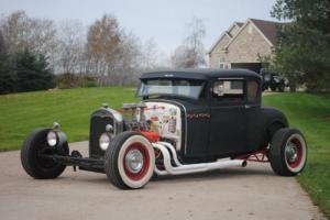1931 Ford Model A 5 window coupe Photo