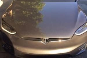 2016 Tesla Model X 90D Photo